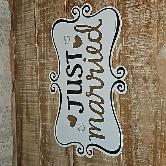 Set of 2 | "Just Married" Large Magnets - Picture 5 of 6